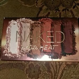 Urban decay naked heat petite palette